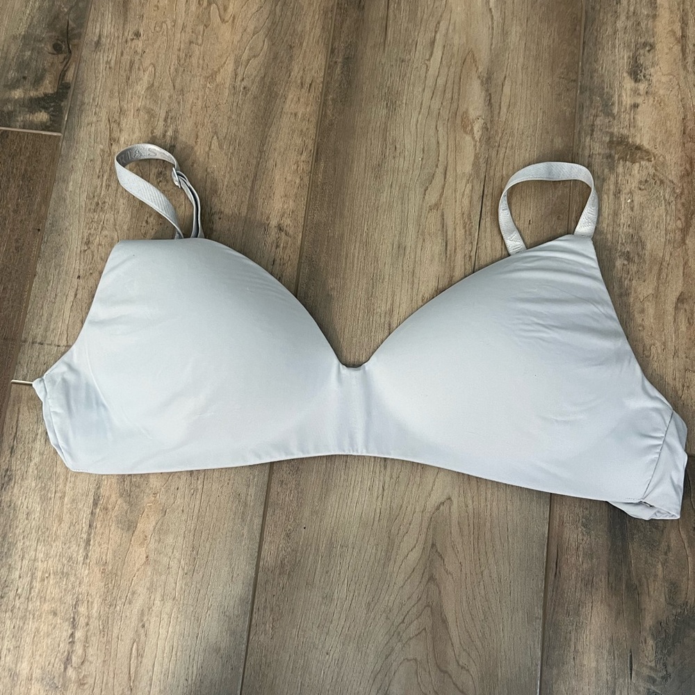 Victoria secret wireless bra